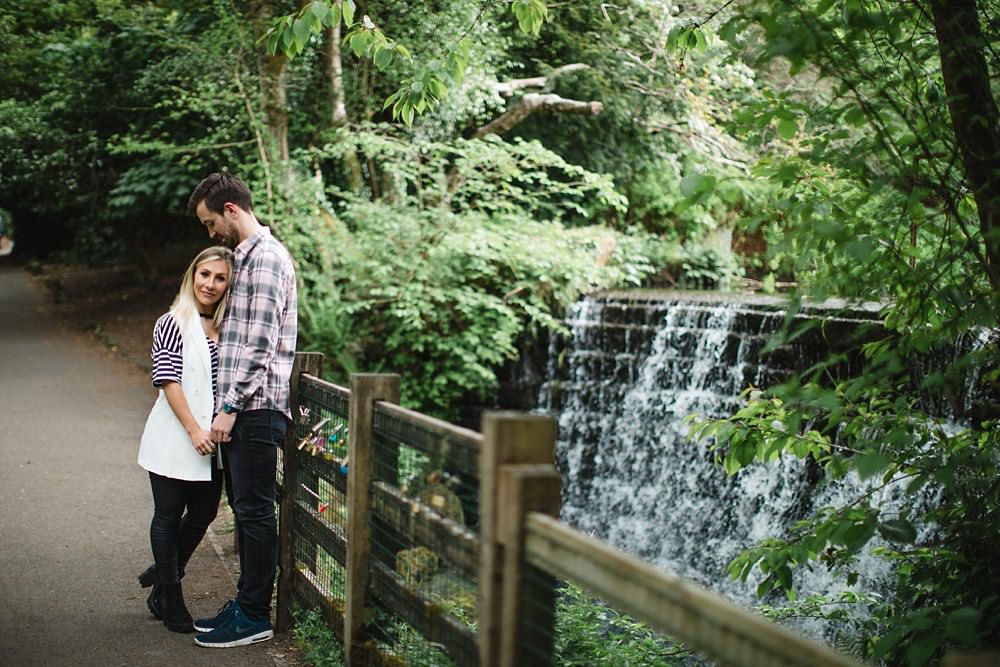 Glasgow Bride,The Gibsons,engagement shoot glasgow,glasgow engagement,roukenglen park,