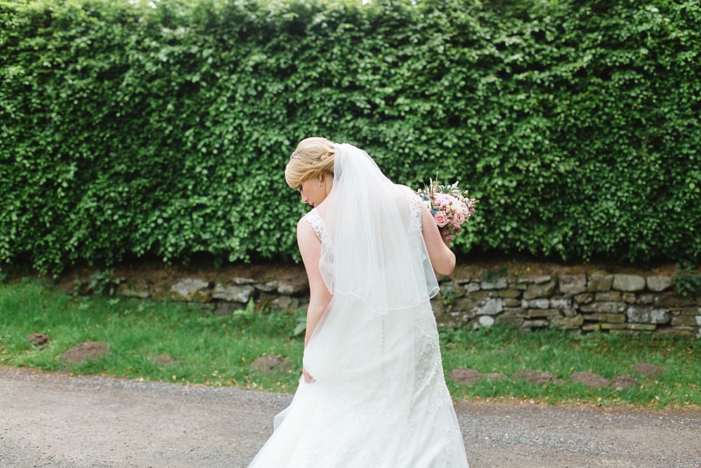 natural sunny wedding scone perthshire scotland highlights 12-21.jpg
