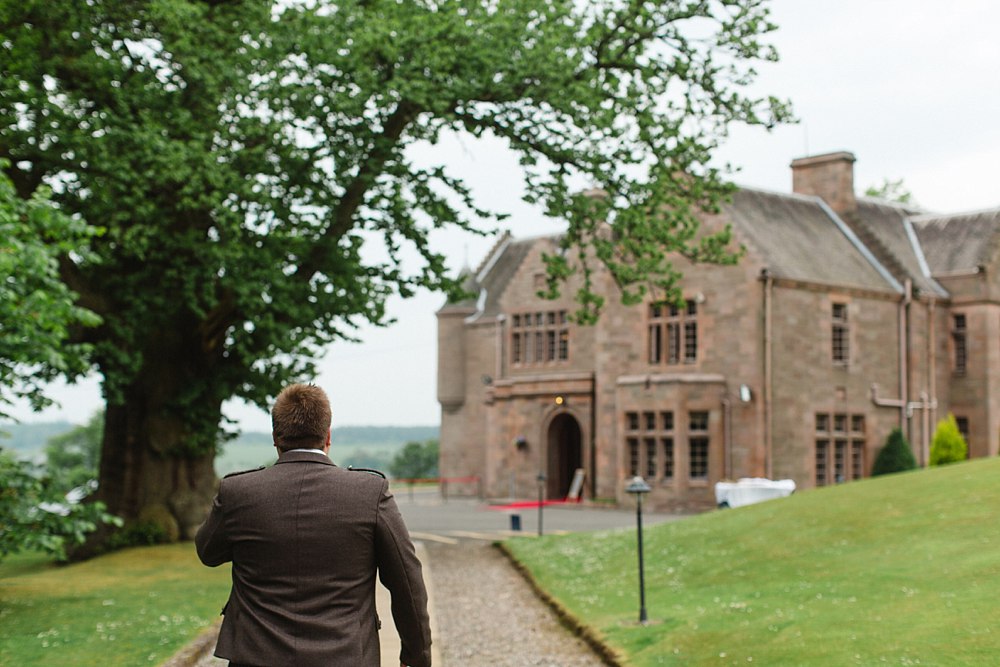 natural sunny wedding scone perthshire scotland highlights 4-19.jpg