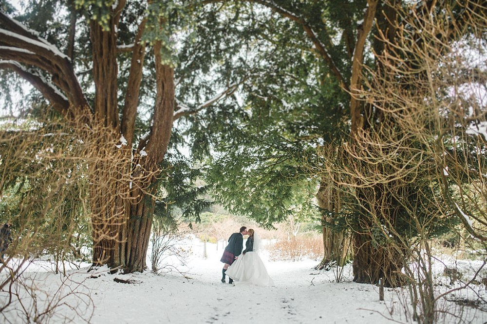 Beast from the east,Ross Priory,The Gibsons Photography,elegant wedding photographers glasgow,light and bright,romantic photographers Scotland,winter weddings,