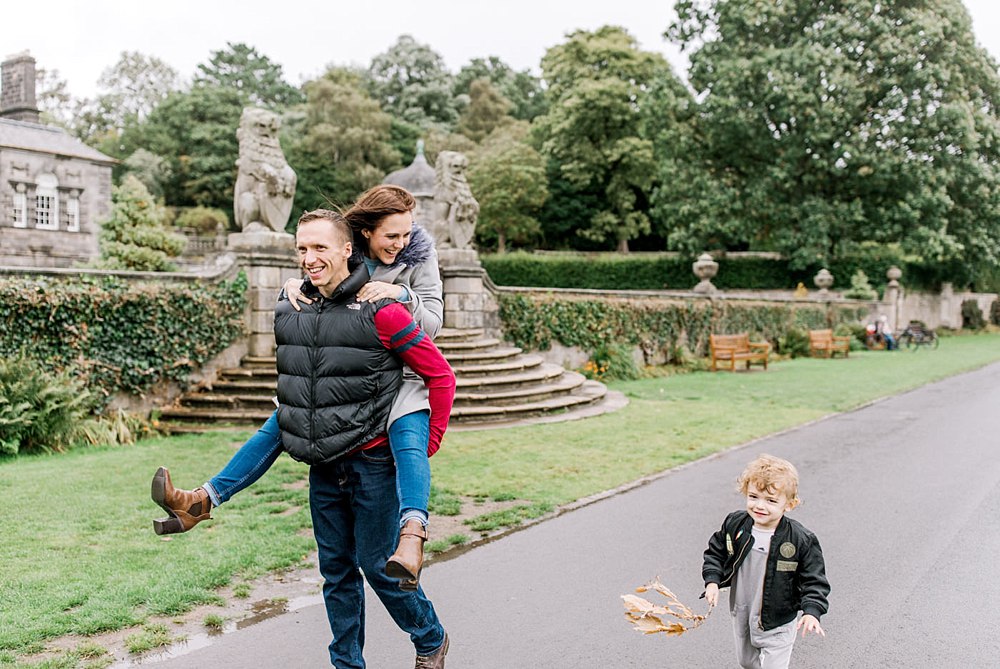 Pollok Park Photo Session,The Gibsons,engagement photographers glasgow,light and bright wedding photographers scotland,pollok country park,romantic photographers Scotland,